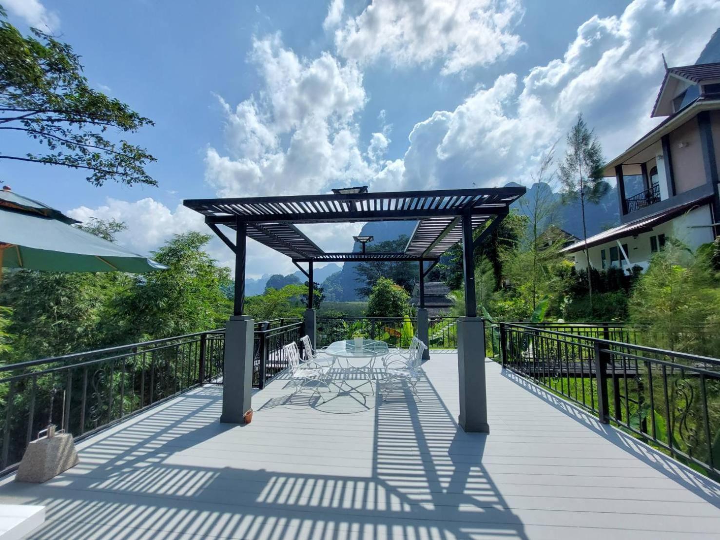 Magical Mountain View Resort Khao Sok National Park Bagian luar foto