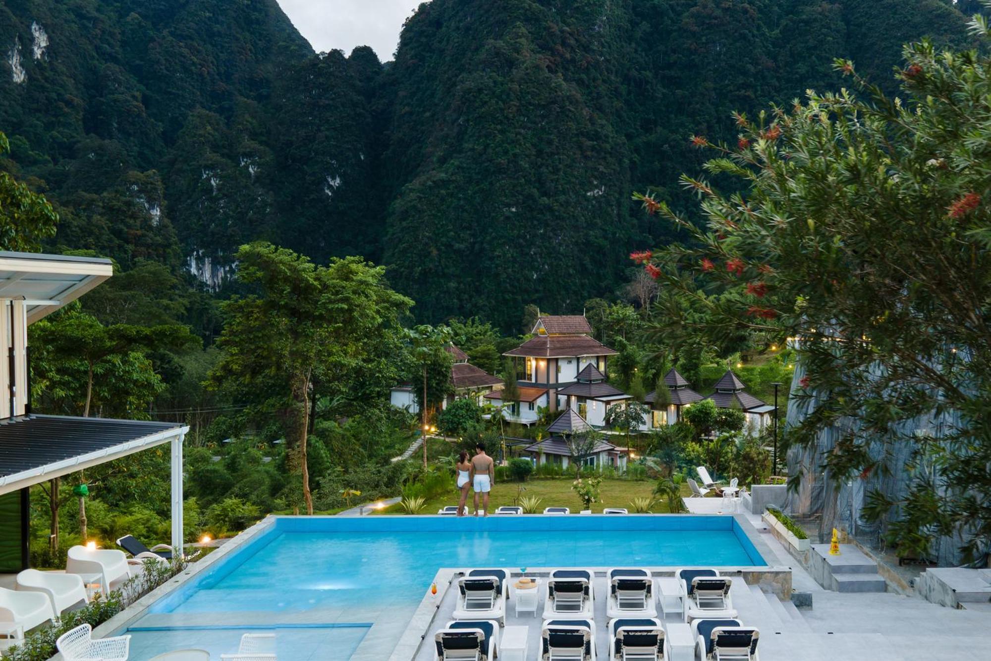 Magical Mountain View Resort Khao Sok National Park Bagian luar foto